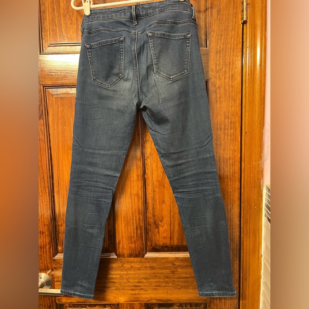 Uniqlo dark blue Jean leggings. Size 27